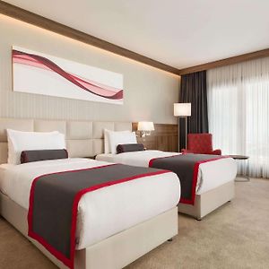 Deluxe Twin Room Balcony